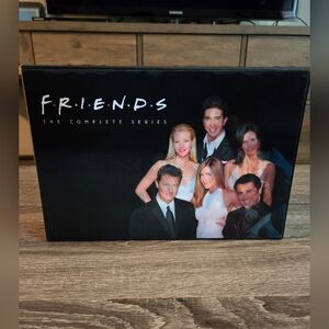 FRIENDS Complete Series Box Set Blu-ray